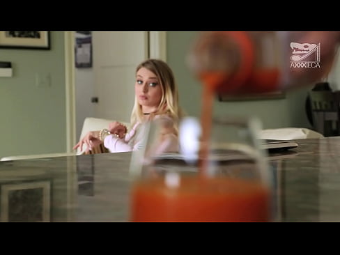 ❤️ Vehivavy mafana amin'ny nono lehibe sy tery pussy mahazo akoho avy resy, fa tena mafy ️❌ Analy pôrnôgrafia amin'ny mg.xxxifuck.ru ❌